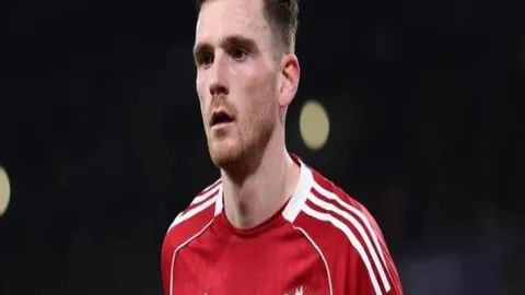 桑乔破纪录，哈兰德双响，多特4-0大胜沙尔克